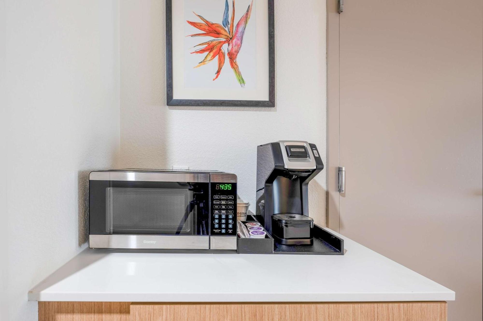 Hilton Garden Inn Ft. Lauderdale Airport-Cruise Port Дания-Бич Экстерьер фото